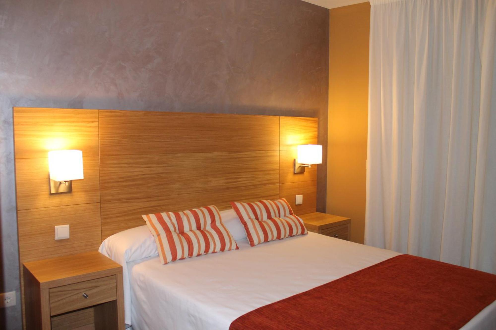 Hotel Carmen 라칼라데미야스 객실 사진
