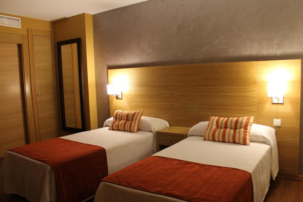 Hotel Carmen 라칼라데미야스 외부 사진